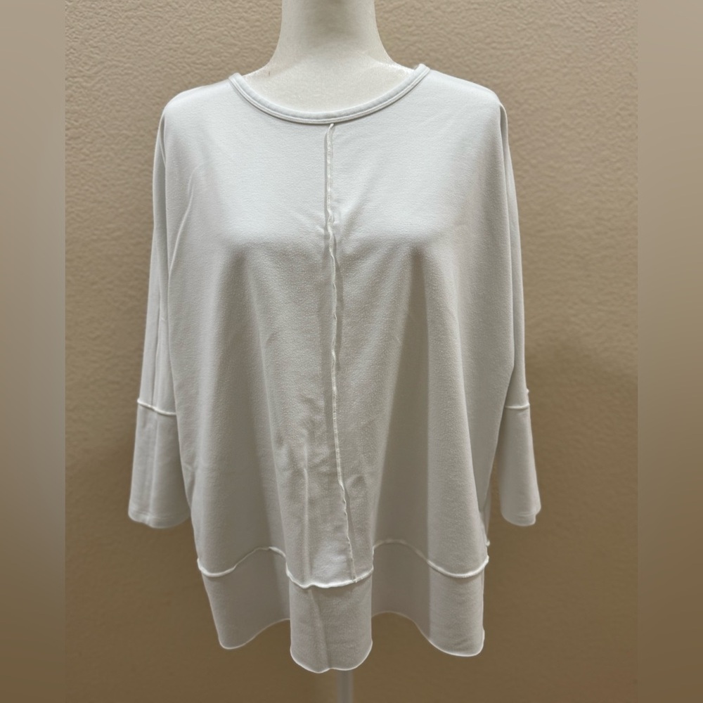 Women’s sweater, size, medium, white, spanx